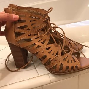 Report tan high heels